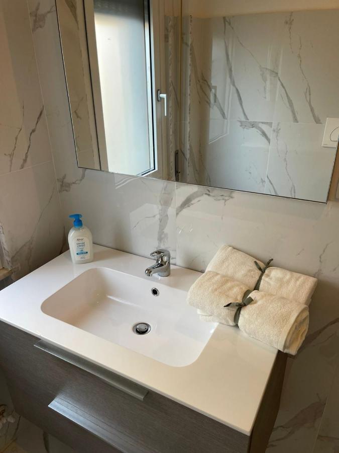 Town Flat Rapallo - Free Parking Bagian luar foto